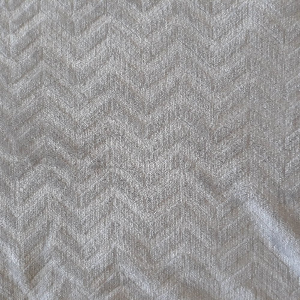 Victoria Textiles Chevron Semi- Plush Throw Blanket- Grey